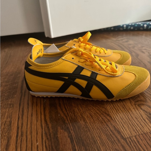 Onitsuka Tiger Mexico 66 ‘Kill Bill” Asics Yellow and Black Sneakers - Picture 2 of 8